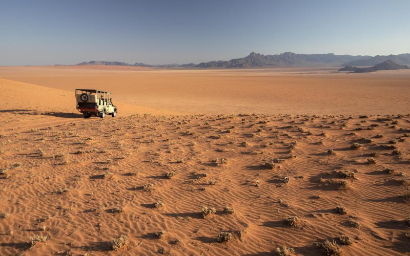 23kwessi_dunes_-_nature_drive_in_the_namibrand1