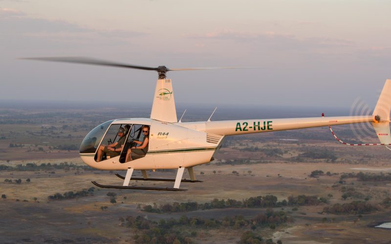 okavango_delta_-_helicopter_flip-32